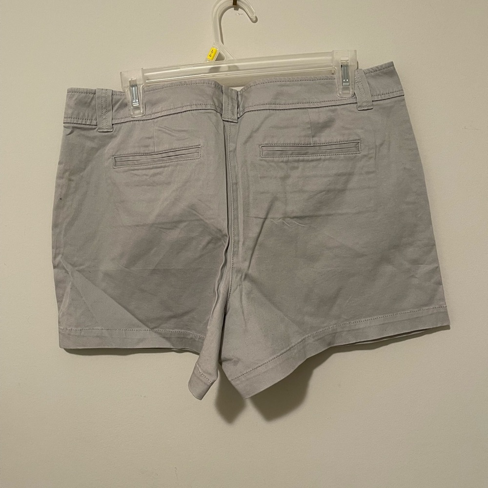NY & Co cotton twill shorts